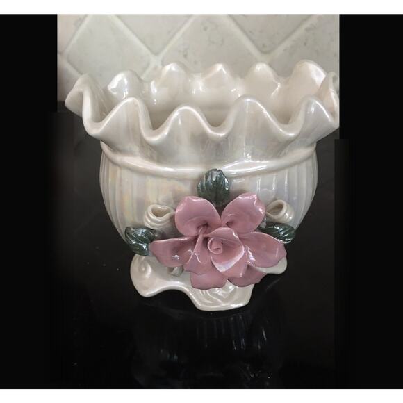 World Bazaars, Inc. Opalescent ceramic cache pot with 3D raised flower - Picture 6 of 6